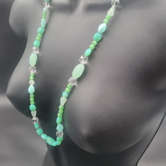 Art Deco Fluorescent UV Glows Faux Green Jade Malachite Glass Necklace 28" - Picture 3 of 9